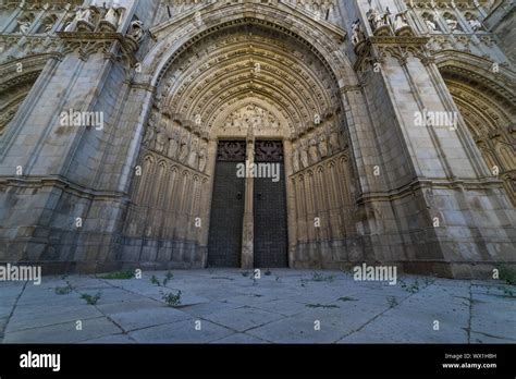 Main Gate Toledo Cathedral Primada Santa Maria De Toledo Facade