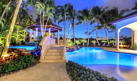 $6 Million Mediterranean Waterfront Home In Jupiter, FL | Homes of the Rich