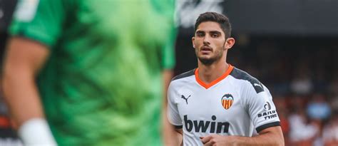 Valencia CF Aparece La Primera Media Del Valencia CF En El FIFA 20