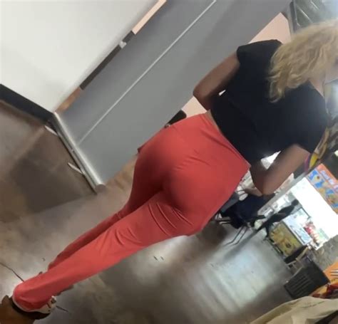 Slim Waist Fat Ass In Redish Leggings Spandex Leggings Yoga Pants
