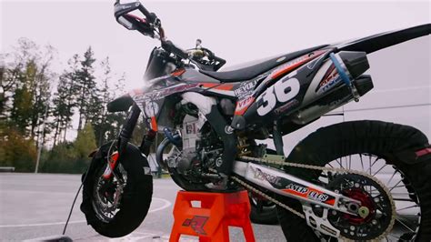 Ktm Duke 390 Spuermoro Stunt Youtube