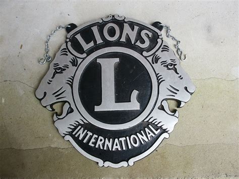 Vintage Aluminum Lions Club International Wall Plaque 11 12 Inches