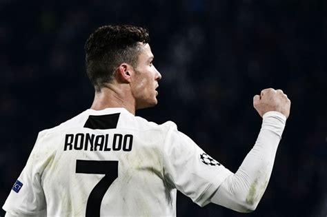 Liga Mistrzów Cristiano Ronaldo ma 124 bramki na koncie Sport w