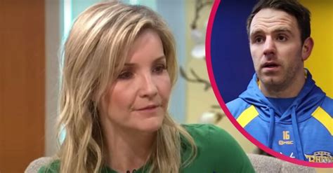 Helen Skelton Dumbstruck By Marriage Split From Husband Richie Myler