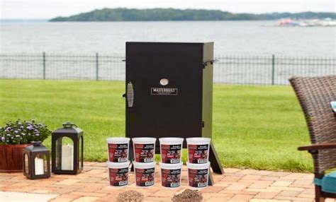 How Much Wood Chips For Masterbuilt Electric Smoker (Answered) – TopcellenT