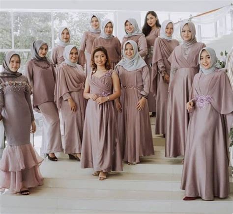 Model Baju Pesta Dari Bahan Brokat Gaun Pengantin Dan Kondangan