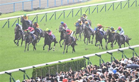 【宝塚記念】ドウデュース6着武豊騎手「道悪のせいにはしたくないかな」 競馬写真ニュース 日刊スポーツ