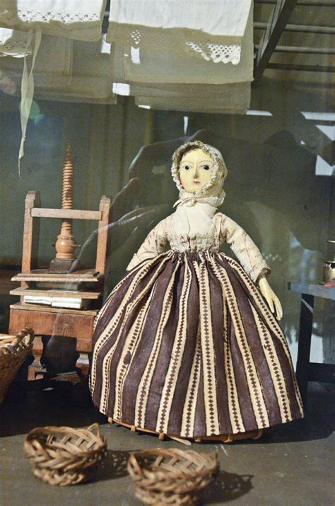 Pin By Frances Renner On Antiques Dolls And Folk Art Vintage Dolls Tiny Dolls Wooden Dolls