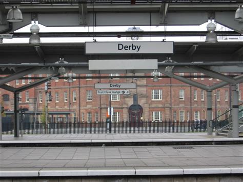 Derby Station Platforms And Ex Nmr Dave Bevis Cc By Sa