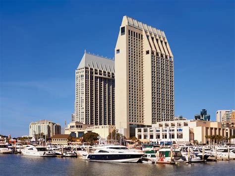 Waterfront Hotel In San Diego Near Seaport Village Manchester Grand