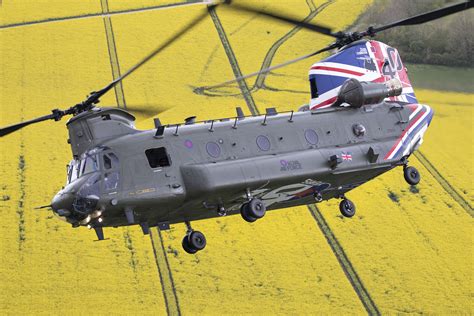 RAF Celebrates 40 Years Of Chinook Ops With Special Scheme