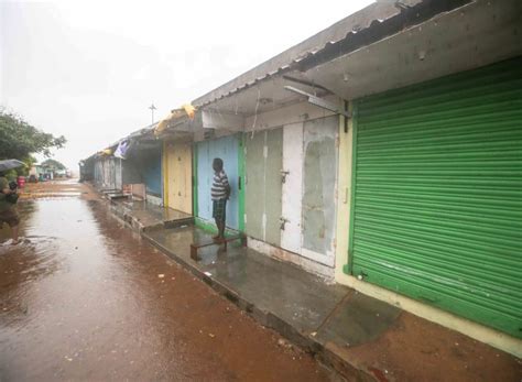 Cyclone Nivar Heavy Rains Lash Chennai Suburbs Govt Holiday