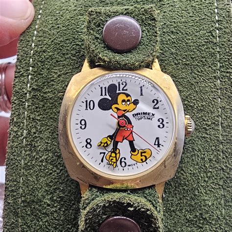 Blazing Auctions Vintage Disney Mickey Mouse Drimex Toptime Womans Watch