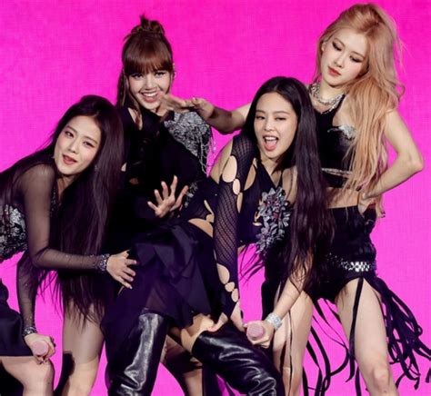 歴史に名を刻んだblackpink、コーチェラのヘッドライナー