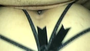 Pequeña disfruta el anal XVIDEOS