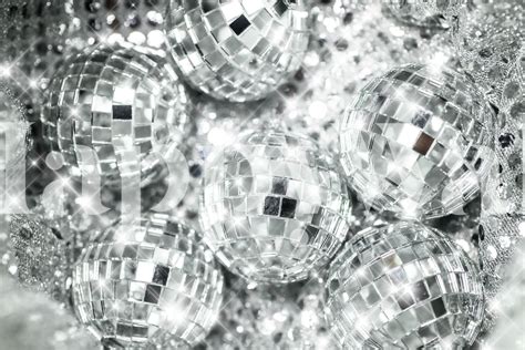 Mirror Ball Wallpapers Top Free Mirror Ball Backgrounds WallpaperAccess