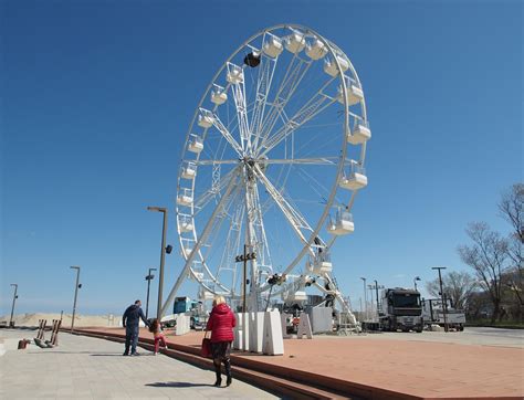 La Ruota Panoramica C Girano Le Polemiche