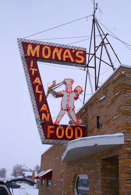 Mona S Italian Restaurant Sign Toluca Illinois Flickr Photo Sharing