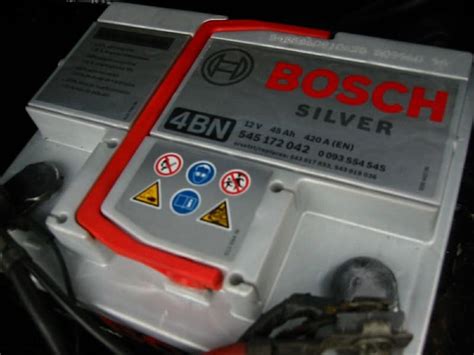 How To Check And Maintain Your Car Battery Autocenters Nissan