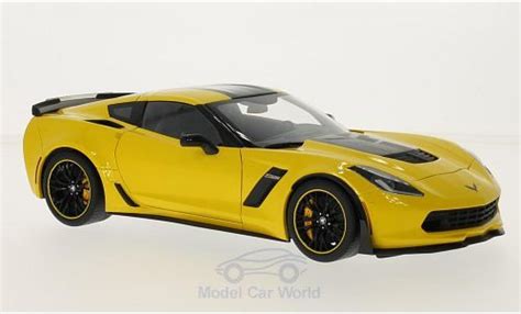 Miniature Chevrolet Corvette C7 1 18 AUTOart Z06 R Edition Jaune Noire