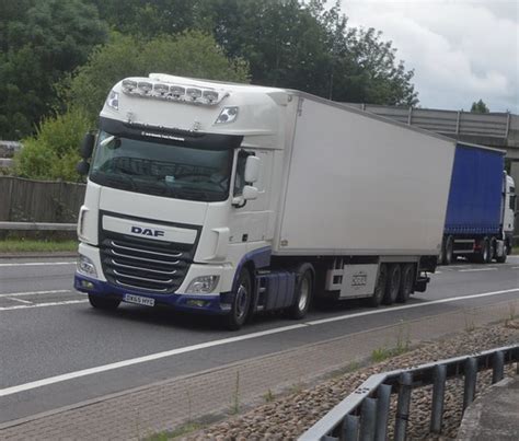 Morris Transport Dx65 Hyg At Welshpool Joshhowells27 Flickr