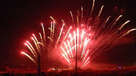 Programa Completo De Los Fuegos Artificiales En Las Fiestas De