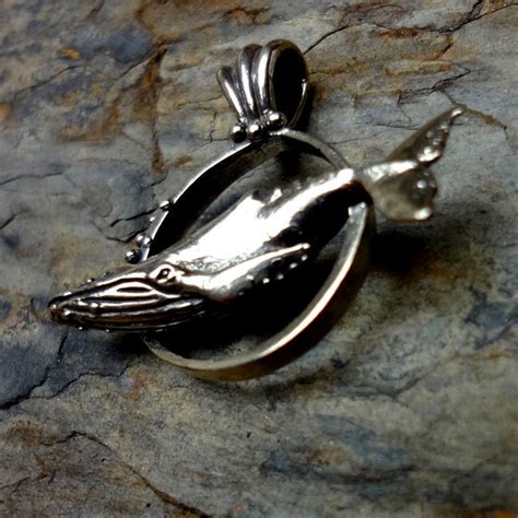 Humpback Whale Pendant Realistic Ocean Jewelry Silver 14k Gold Best Usa