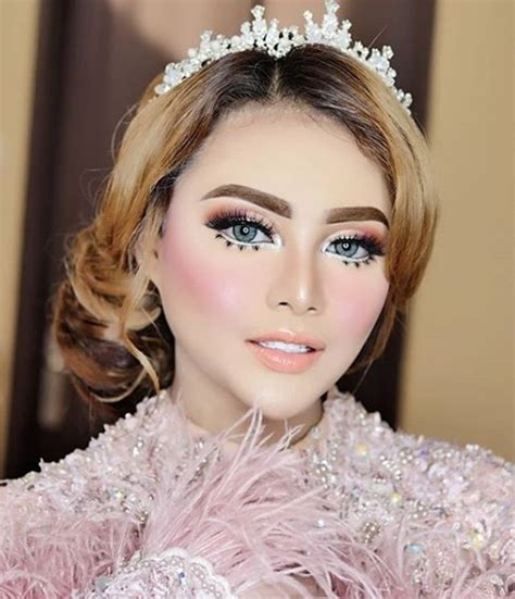 Tips Untuk Mendapatkan Tampilan Makeup Barbie Aurel Hermansyah Wajib