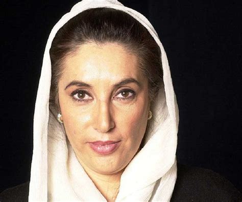 Biografi Benazir Bhutto Tulisan