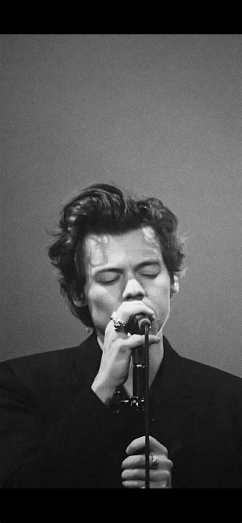 100 Harry Styles Black And White Wallpapers