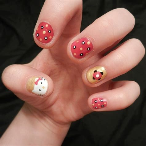 11 Hello Kitty Nail Art Entertainmentmesh