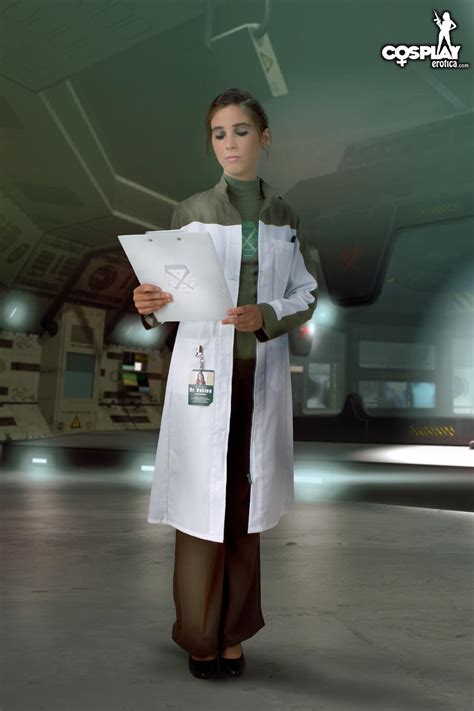 Dr Vahlen Xcom Nude Cosplay