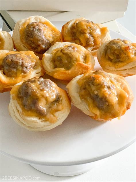 Sausage Biscuit Bites Cheesy And Delicious 2 Bees In A Pod