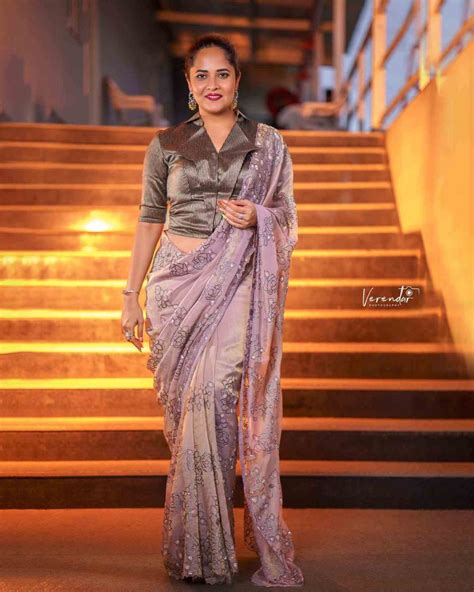 Anasuya Bharadwaj Bids Jabardasth Adieu In A Pink Tulle Saree