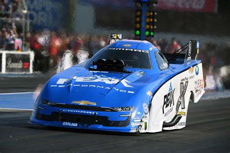 John Force And Peak Look To Cap Season With A Win At Nhra Finals John