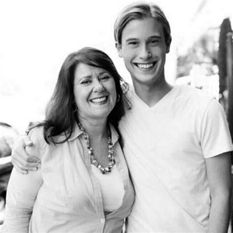 Photos From Tyler Henrys Latest Pics Page 2