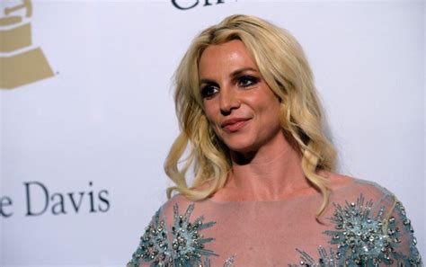 Review: Britney Spears Memoir Details Complicated Life | TIME