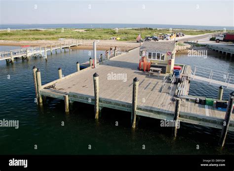 Cuttyhunk Harbor Hi Res Stock Photography And Images Alamy