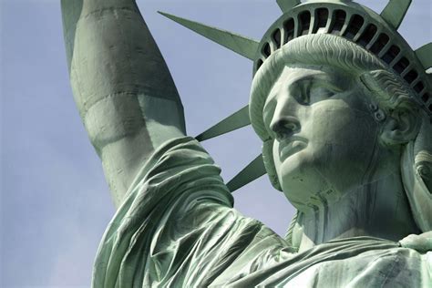 photos-Statue-of-Liberty-Face | Touchdown Trips