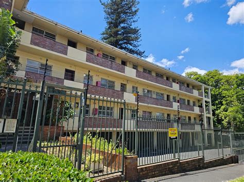 Rosebank, Cape Town Property : Apartments / flats to rent in Rosebank ...