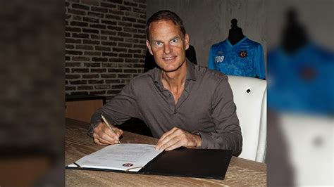 Frank De Boer Maakt Rentree Als Coach En Volgt Marcel Keizer Op Bij Al