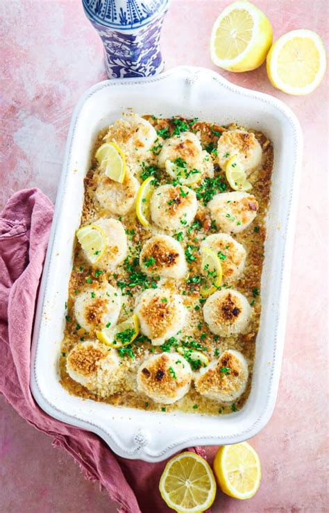 Garlic Butter Oven Baked Scallops - Tipps in the Kitch