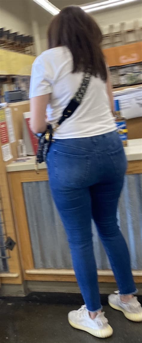 Massive Ass On Latina Milf Tight Jeans Forum