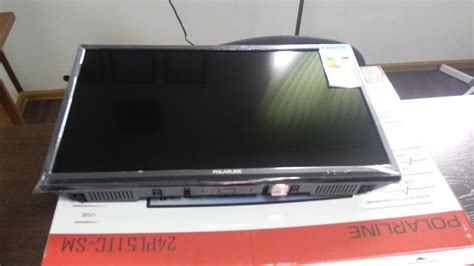Телевизор 24" POLARLINE 24PL51TC-SM HD SmartTV. Распаковка и включение ...