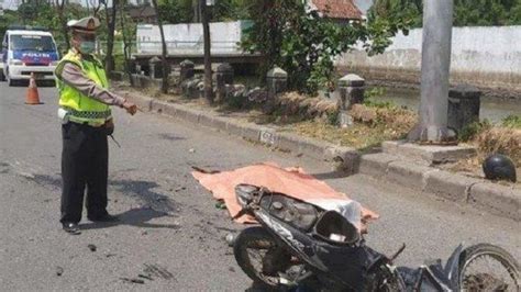 Kecelakaan Maut Hari Ini Seorang Wanita Tewas Di Tempat Motor