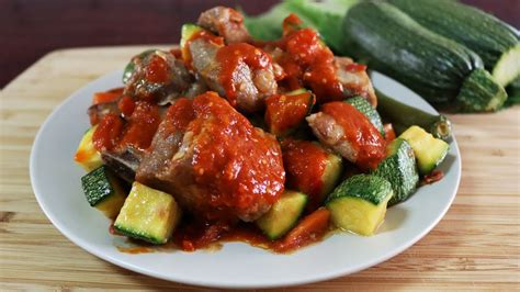 Receta De Costillas De Puerco Con Calabacitas Bien Sabrosas Y