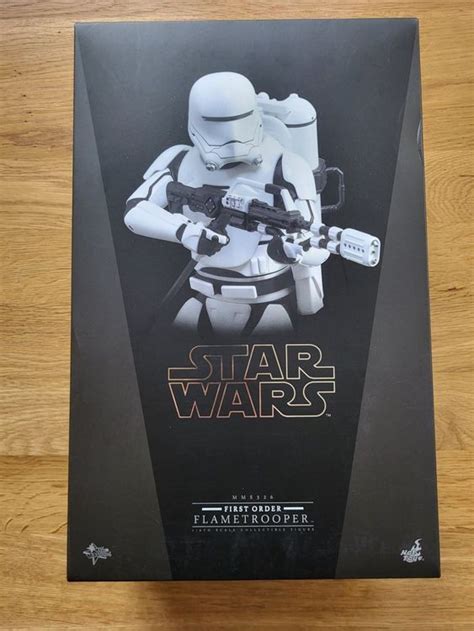 Star Wars First Order Flametrooper Figur Hot Toys Gebraucht In