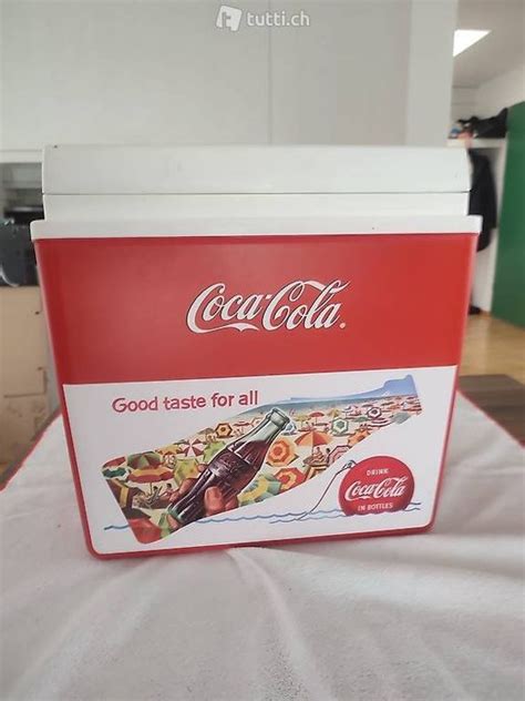 Coca Cola Kühlbox mit 12V Anschluss Kaufen auf Ricardo