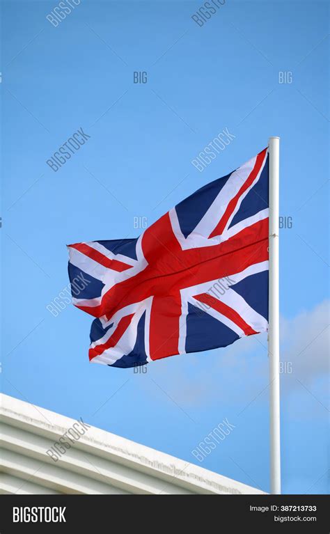 Union Jack Flag On Image & Photo (Free Trial) | Bigstock