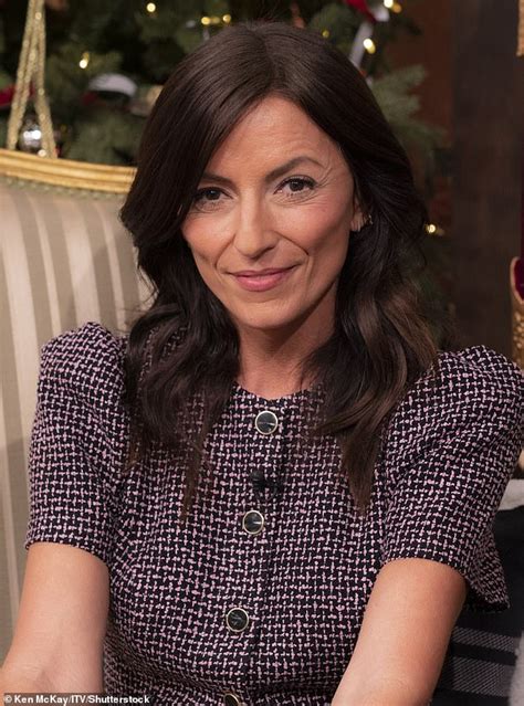 Davina Mccall Breaks Down Reliving Her Sisters Death Daily Mail Online